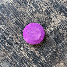 Load image into Gallery viewer, Xiem Clay Medium Texture Sponge - Culver City
