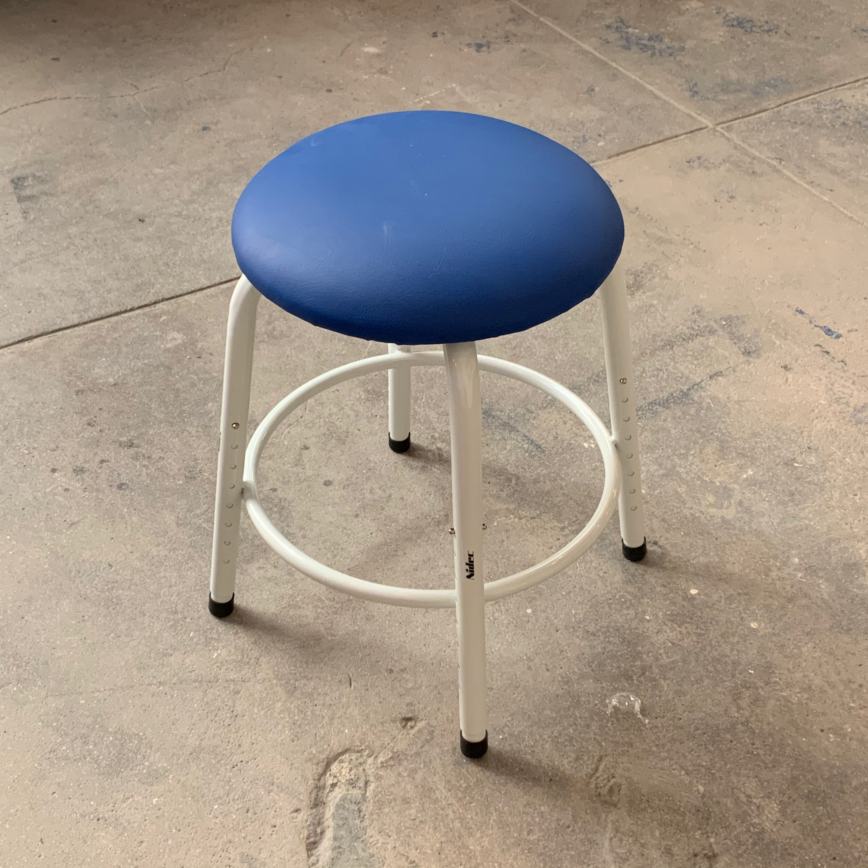 Shimpo Potter's Stool - Cushioned Top and Adjustable Legs